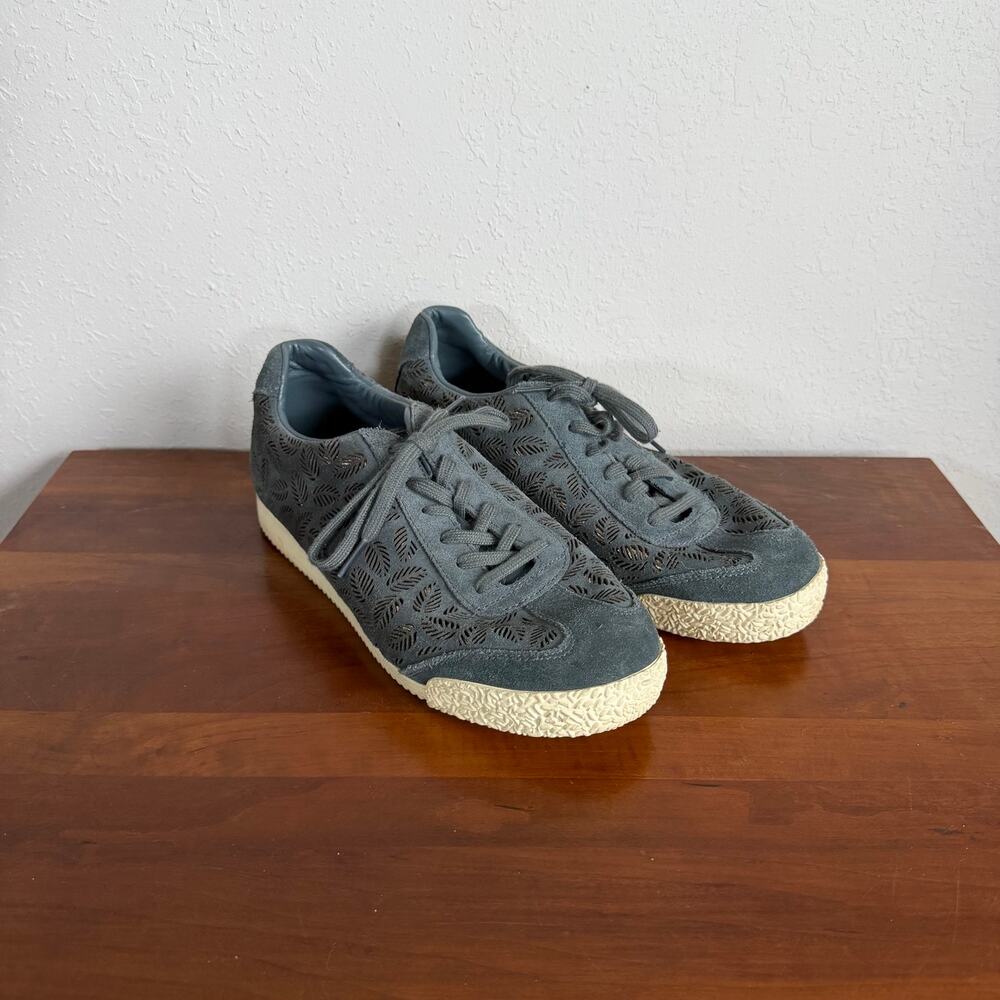 Gola Harrier Gummer Fall Blue Suede Perforated Leaf Design Textured Sole Women 8